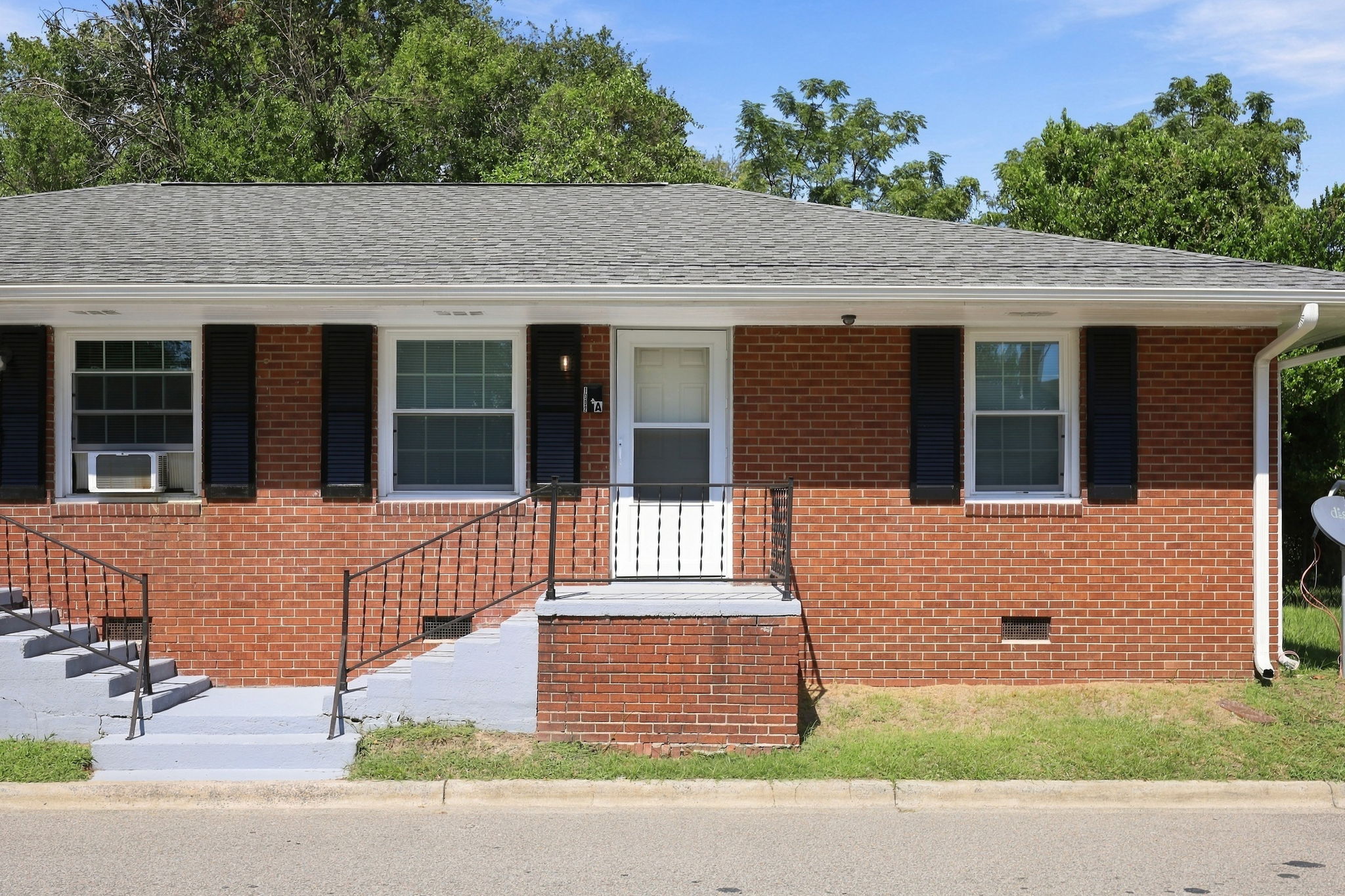 1002 West 6th Street - 1